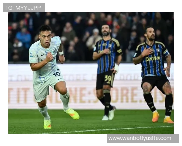 国米主场球迷为J马丁内斯加油助威助其走出车祸阴影重返赛场