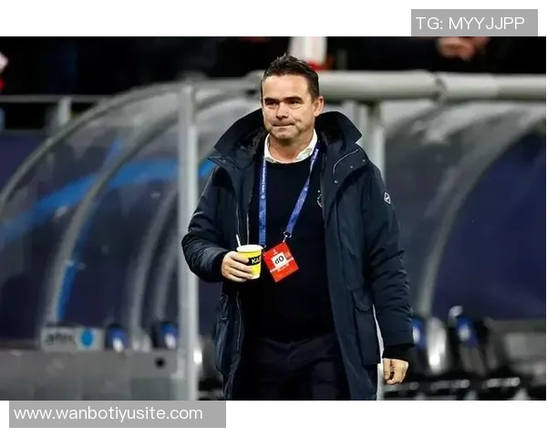 奥维马斯坚定留在安特卫普阿贾克斯主帅更迭频繁引发关注